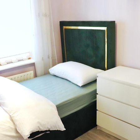 Your Perfect Home Away From Home คอร์ก ภายนอก รูปภาพ